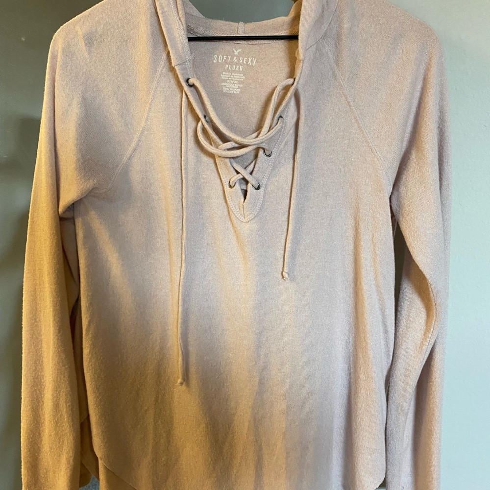 Light weight hooded sweater